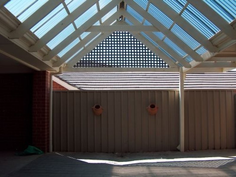 8 Stillwell Court, Greenwith SA 5125