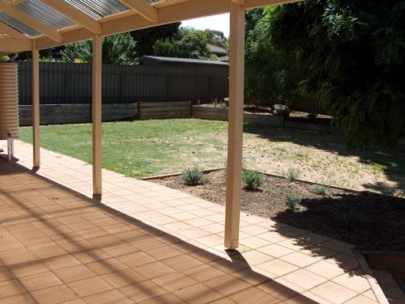 24 Glenlivet Court, Greenwith SA 5125