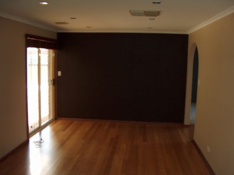 24 Glenlivet Court, Greenwith SA 5125