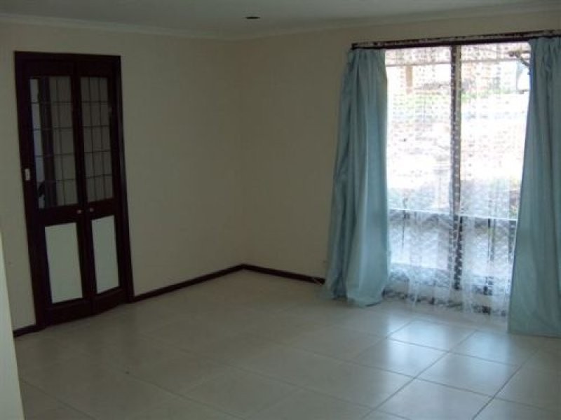 20 Somerset Avenue, Redwood Park SA 5097