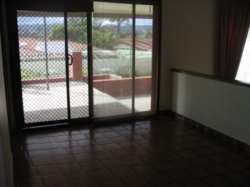 17 Doulton Crescent, Modbury Heights SA 5092