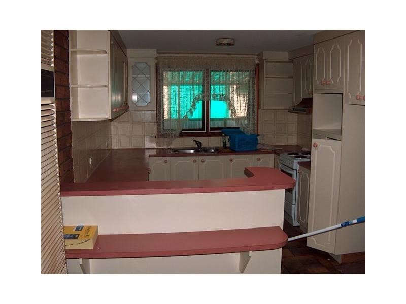 19 Broughton Road, Elizabeth Vale SA 5112