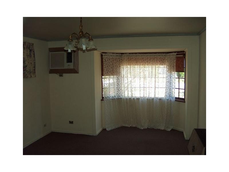 19 Broughton Road, Elizabeth Vale SA 5112