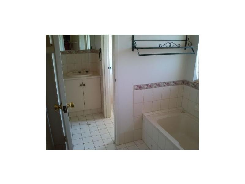 27 Alder Drive, Seaford SA 5169