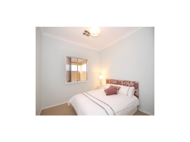 19 Chatswood Grove, Golden Grove SA 5125