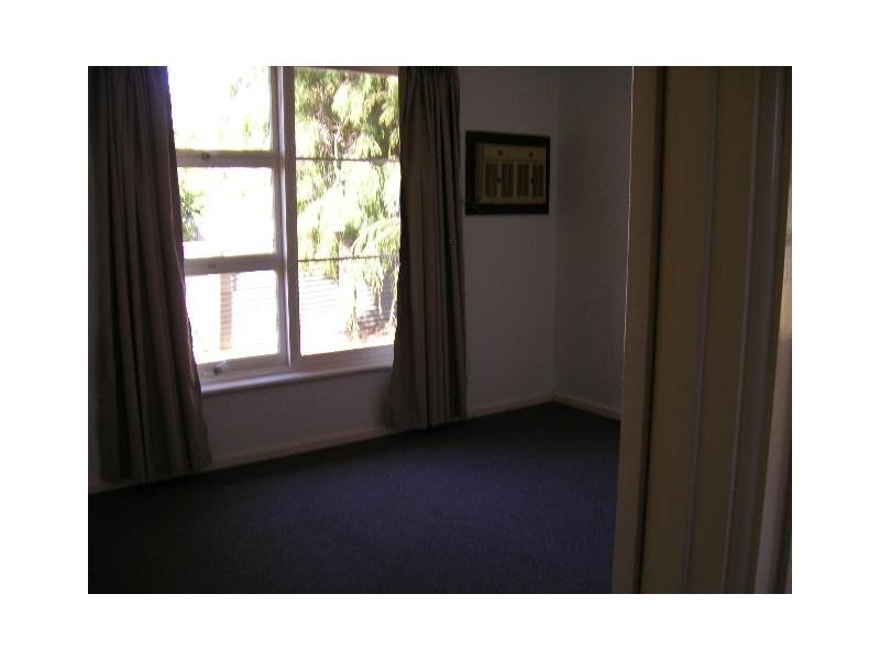 19 College Avenue, Valley View SA 5093