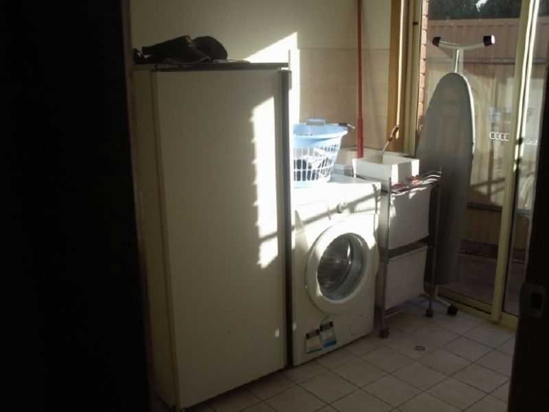 1 Somerset Avenue, Redwood Park SA 5097