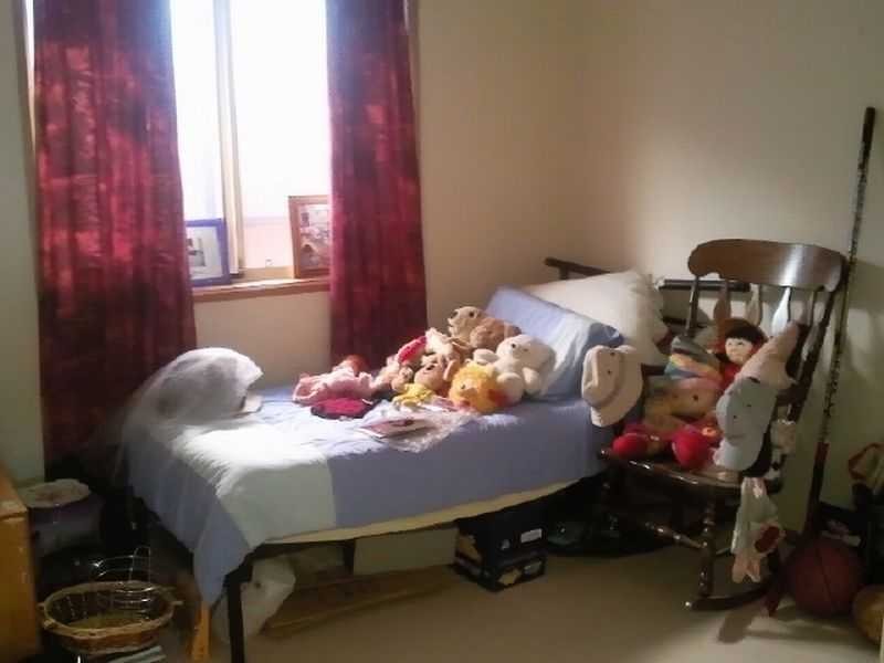 1 Somerset Avenue, Redwood Park SA 5097