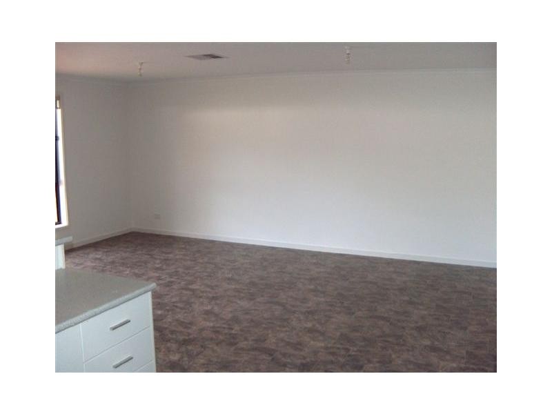 44 Codd Street, Para Hills SA 5096