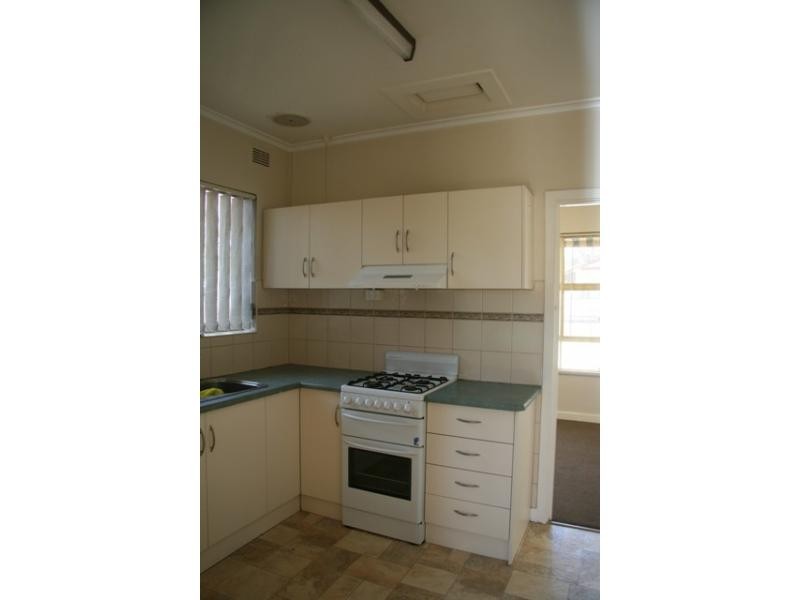 33 Hodge Road, Para Hills SA 5096