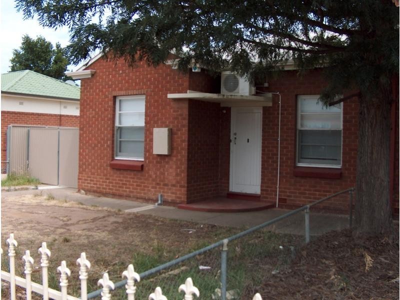 81 Hanson Road, Woodville North SA 5012