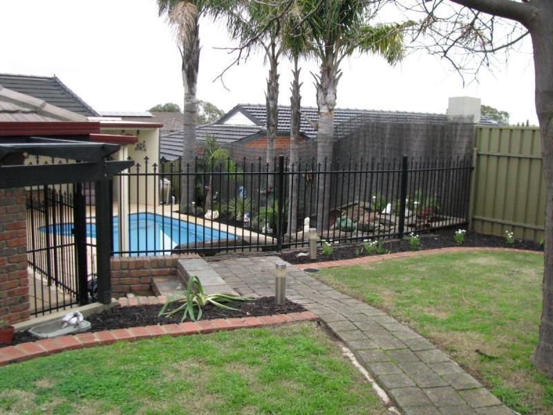 5 Foulis Court, Wynn Vale SA 5127