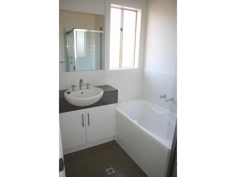 Unit 4/35 Wild Street, Williamstown SA 5351