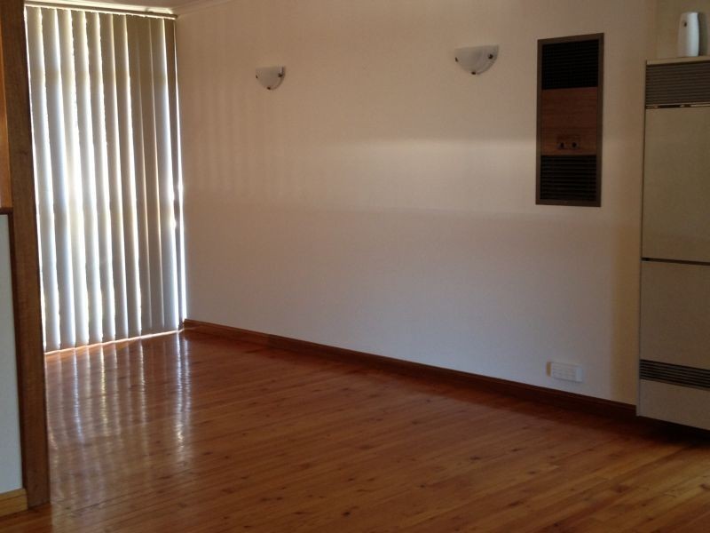 2 Penner Crescent, Para Hills SA 5096
