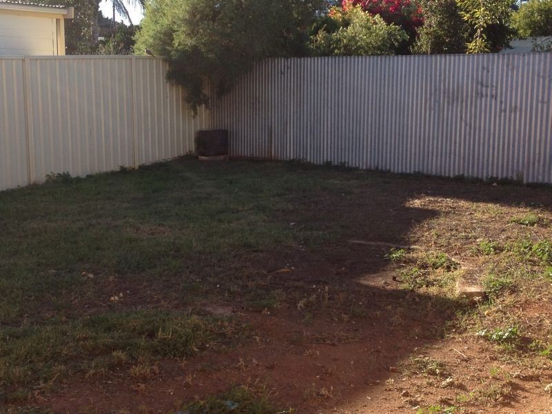 2 Penner Crescent, Para Hills SA 5096