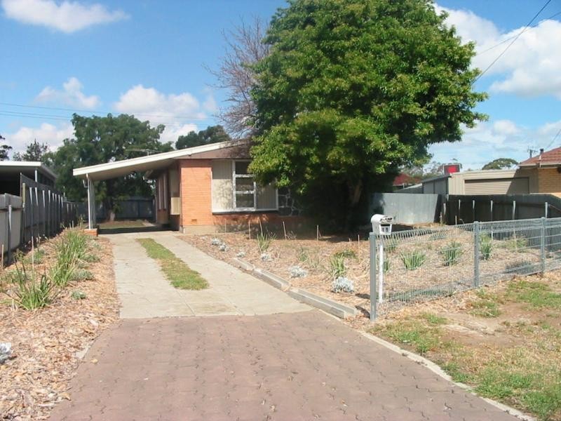 19 College Avenue, Valley View SA 5093