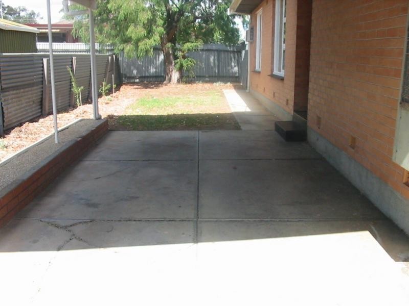 19 College Avenue, Valley View SA 5093