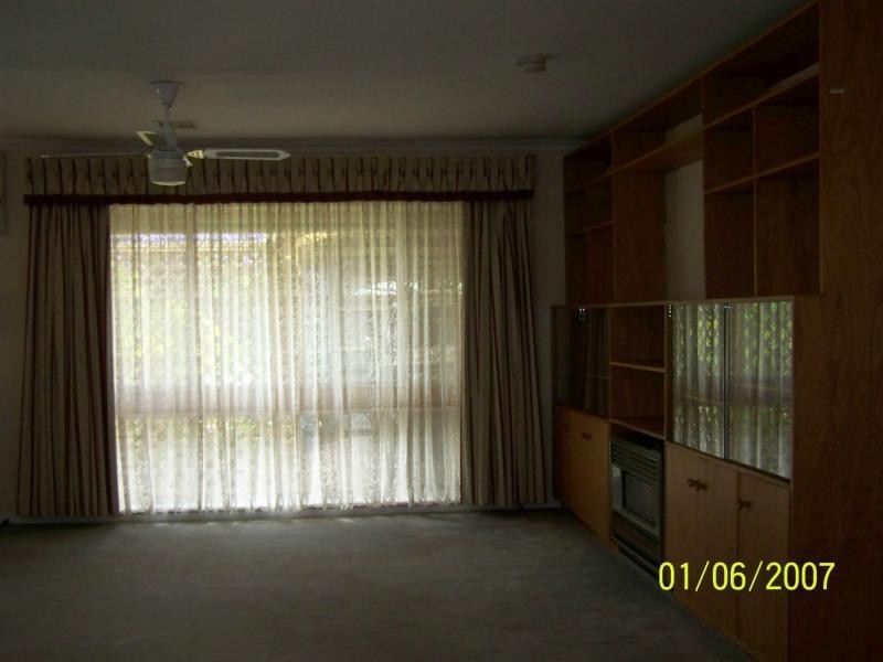 1 Derwent Crescent, Banksia Park SA 5091