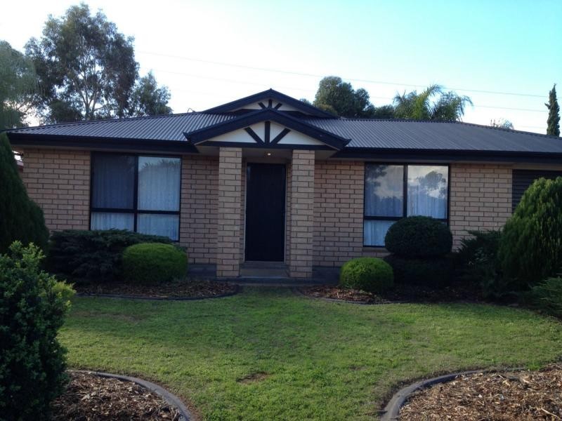 33 Carabeen Crescent, Andrews Farm SA 5114