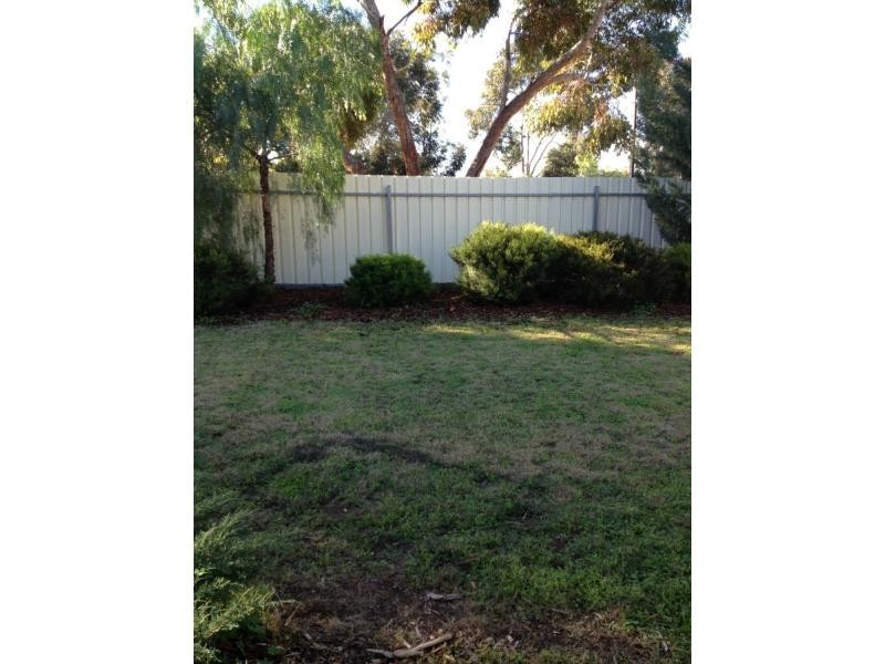33 Carabeen Crescent, Andrews Farm SA 5114