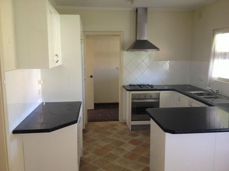 Para Hills West SA 5096