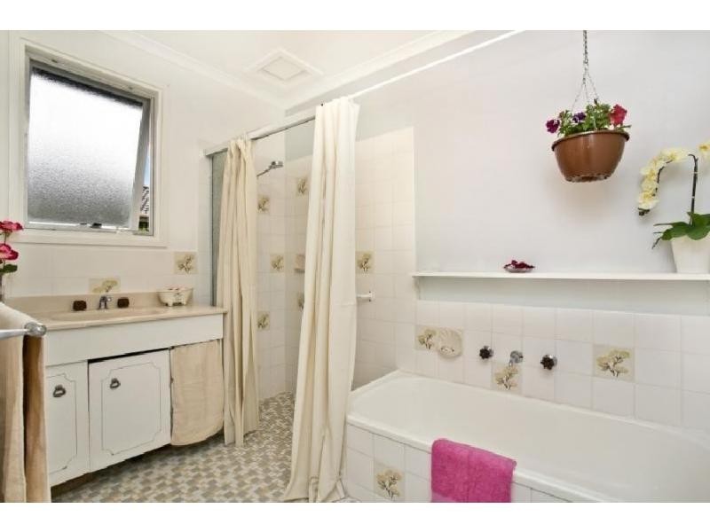 4 Goldwyn Avenue, Salisbury Downs SA 5108