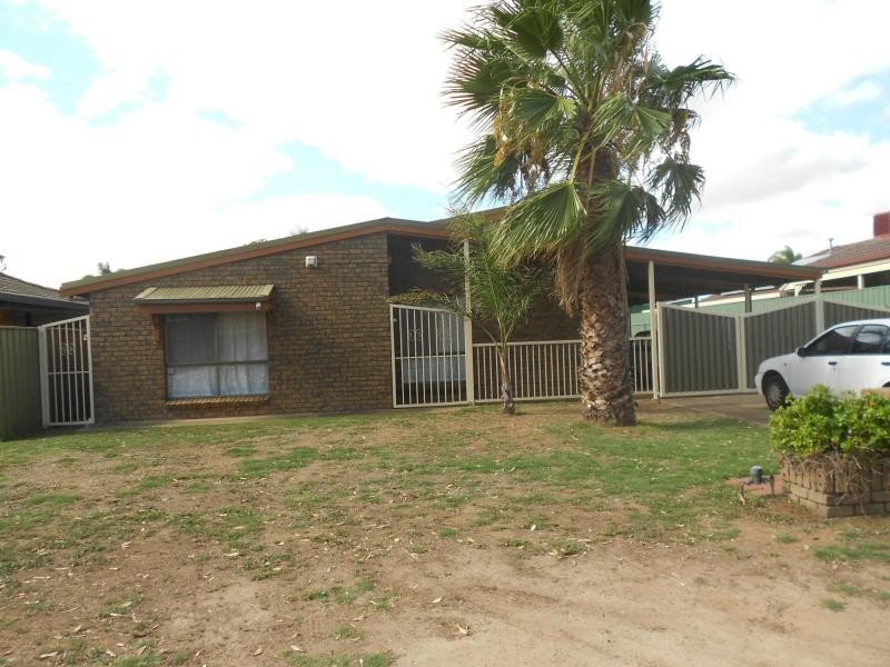 93 Burton Road, Paralowie SA 5108