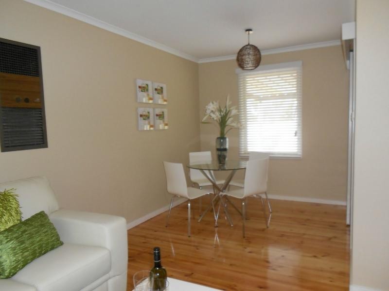 8 Andrew Avenue, Salisbury East SA 5109