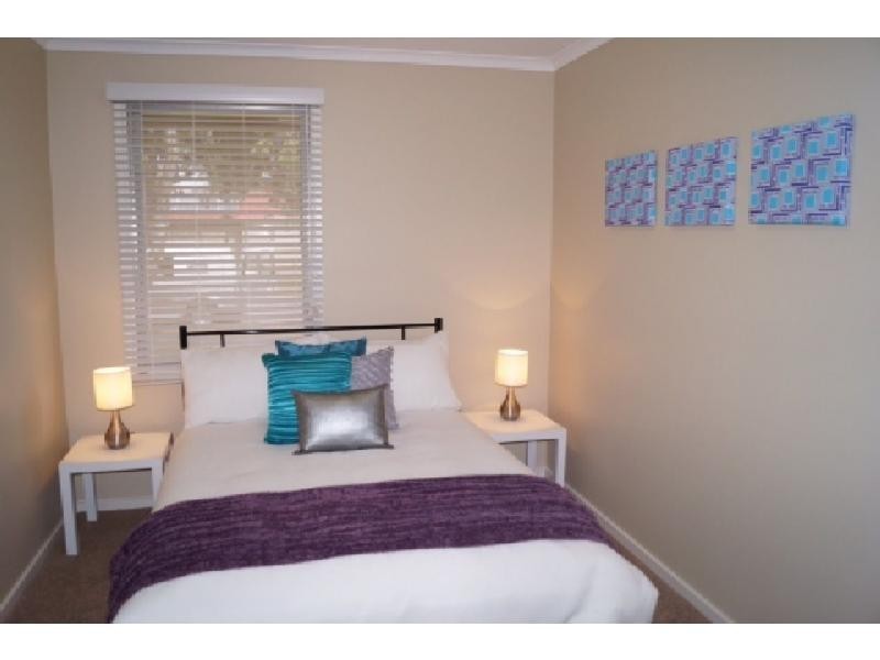 8 Andrew Avenue, Salisbury East SA 5109