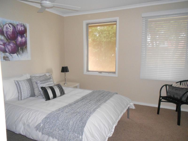 8 Andrew Avenue, Salisbury East SA 5109