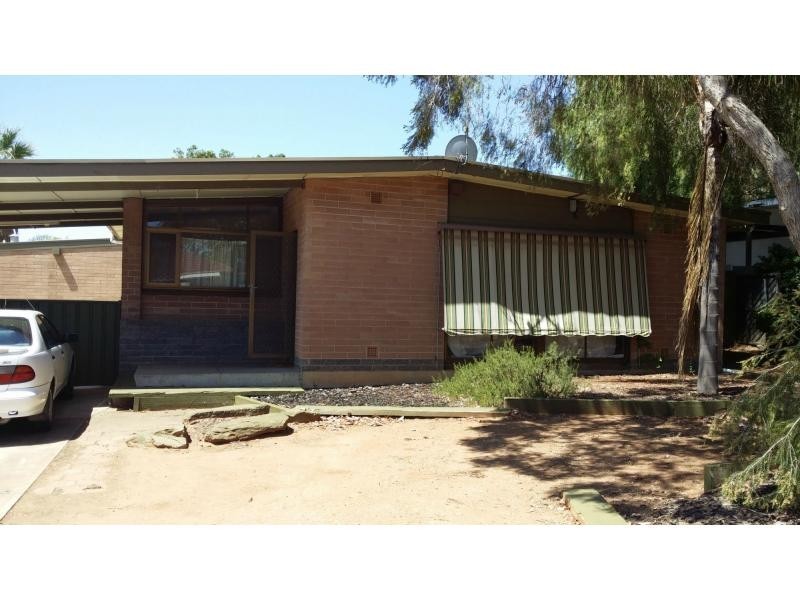 8 Loral Street, Para Hills SA 5096