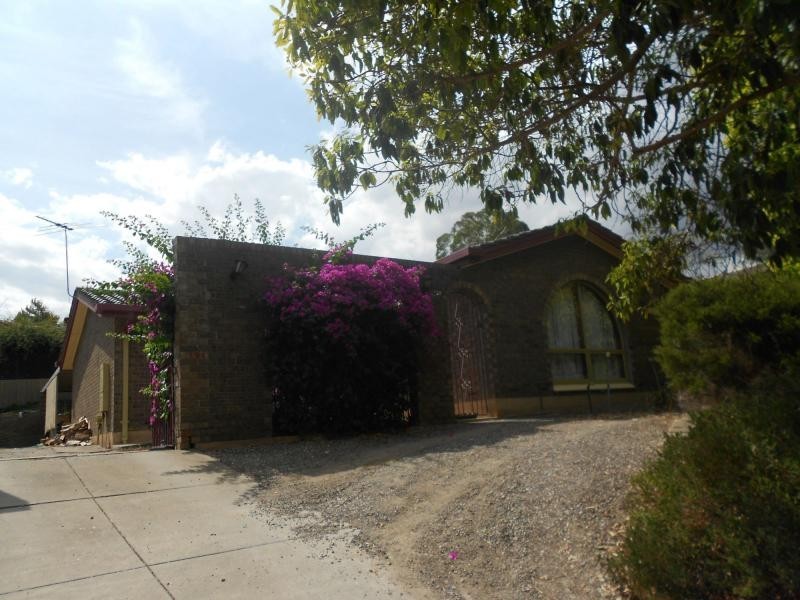 30 Lokan Avenue, Redwood Park SA 5097