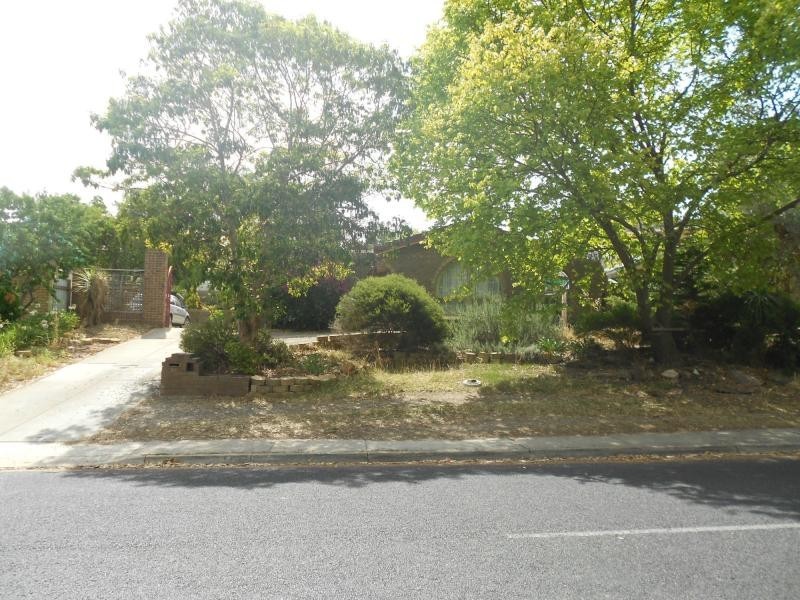 30 Lokan Avenue, Redwood Park SA 5097