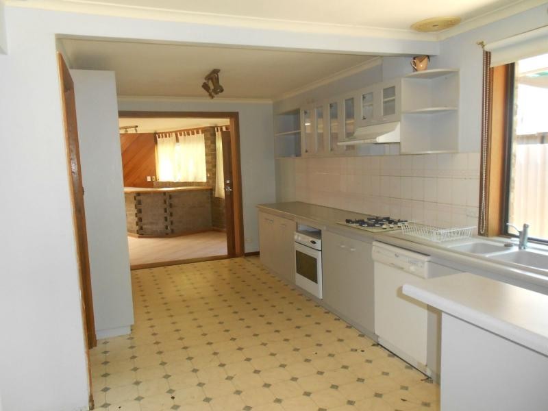 30 Lokan Avenue, Redwood Park SA 5097