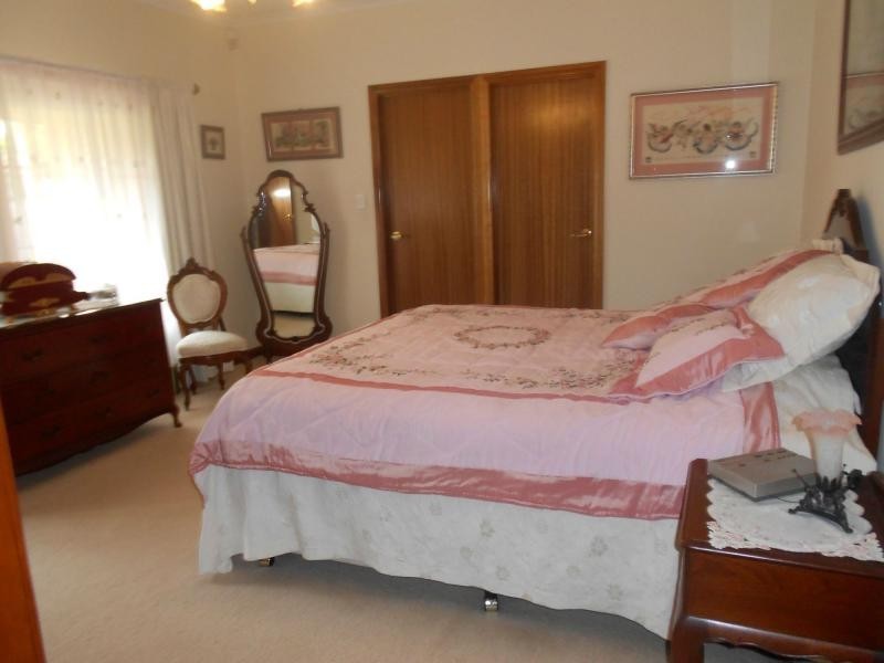 13 Borodino Court, Greenwith SA 5125