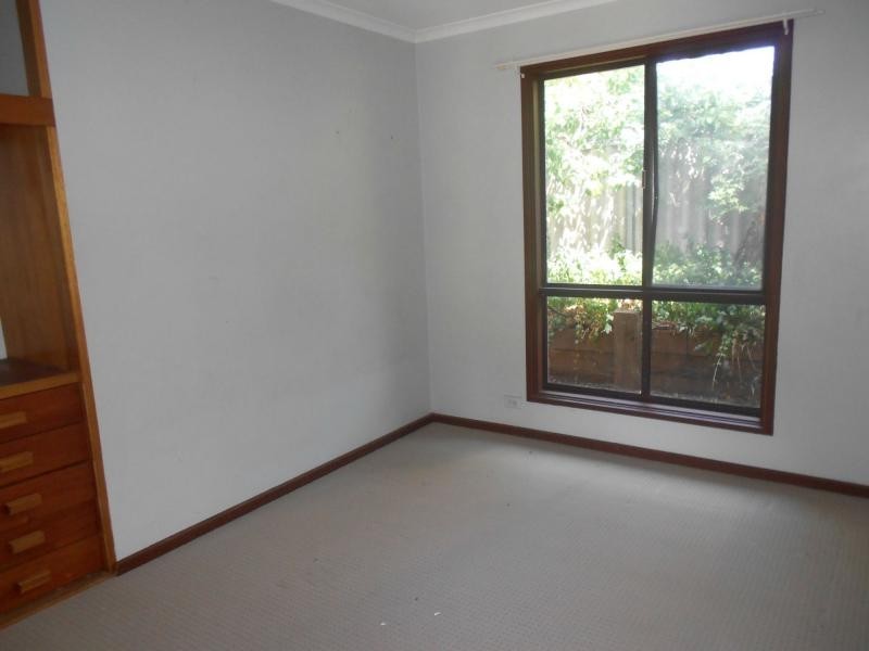 8 Chardonnay Crescent, Wynn Vale SA 5127