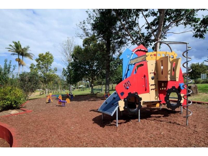8 Shay Lane, Mapleton QLD 4560