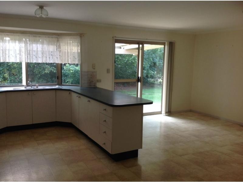 Mapleton QLD 4560