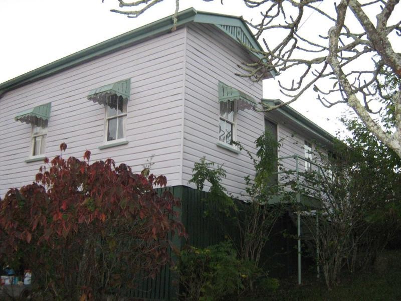 6 Vernon Street, Nambour QLD 4560