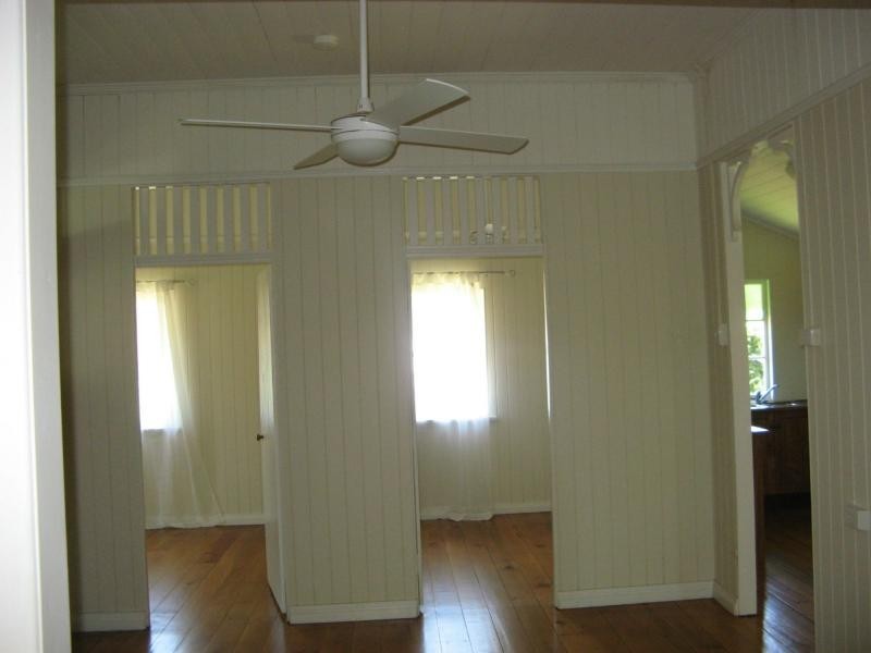 6 Vernon Street, Nambour QLD 4560