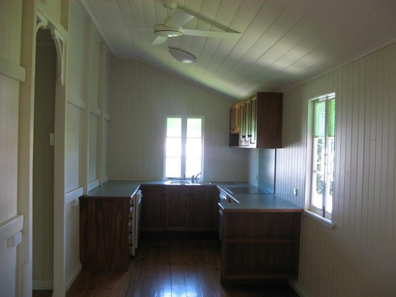 6 Vernon Street, Nambour QLD 4560