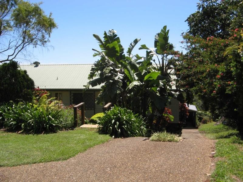 36 Crystal Street, Mapleton QLD 4560