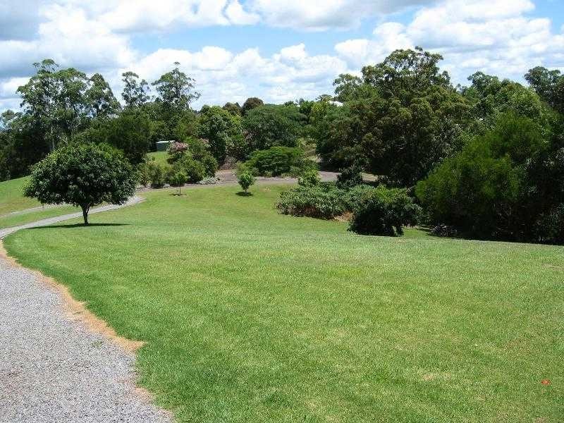 98 Akala Street, Flaxton QLD 4560