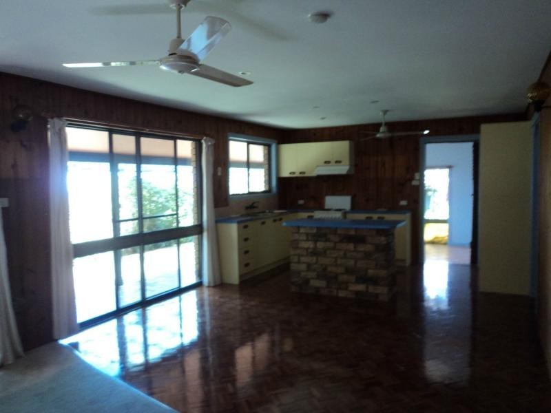 17 Deodar Court, Mapleton QLD 4560