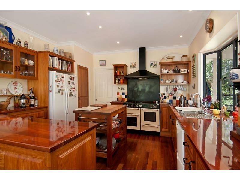 8 Lansdowne Rise, Maleny QLD 4552