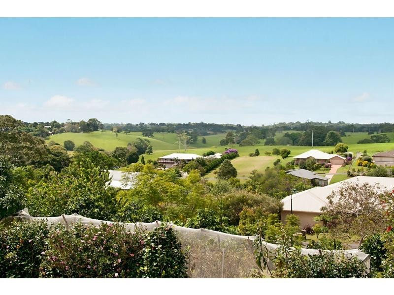 8 Lansdowne Rise, Maleny QLD 4552