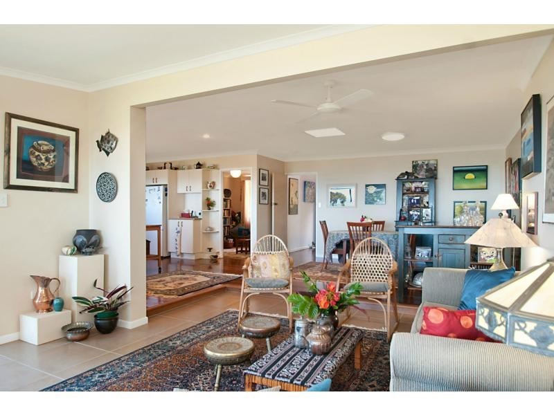 8 Boongala Avenue, Montville QLD 4560