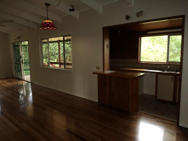 132 Flaxton Drive, Mapleton QLD 4560