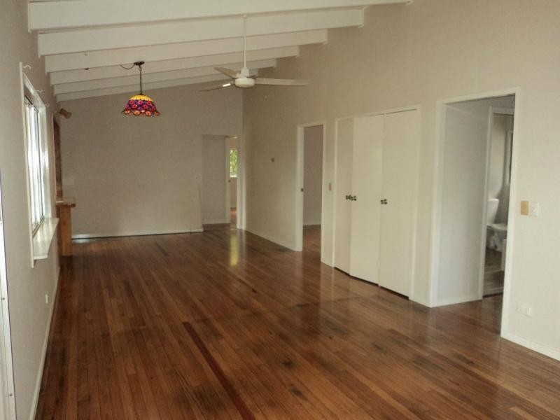 132 Flaxton Drive, Mapleton QLD 4560