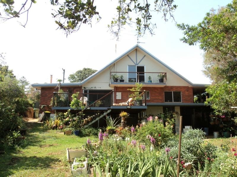 6 Warruga Street, Mapleton QLD 4560